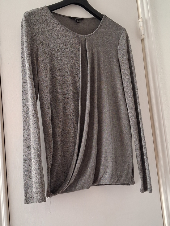 Banana Republic Tops - Banana Republic Gray Long-Sleeve Draped Front Top